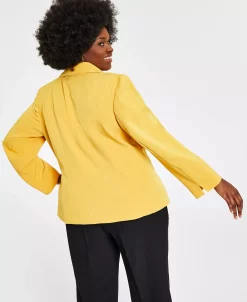 Alternative view of Kasper Plus Size Crepe One-Button Blazer