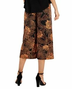 Alternative view of Connected Women's Contrast Printed Cropped Jumpsuit