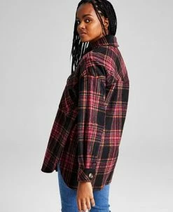 Alternative view of And Now This Women's Oversized Plaid-Print Long-Sleeve Shacket