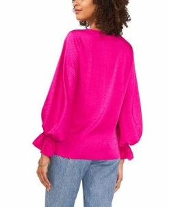 Alternative view of Vince Camuto Women's V-Neck Bubble Sleeve Jacquard Top
