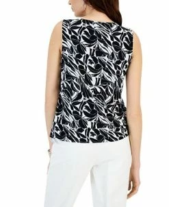 Alternative view of Kasper Printed Sleeveless Diamond Keyhole Blouse
